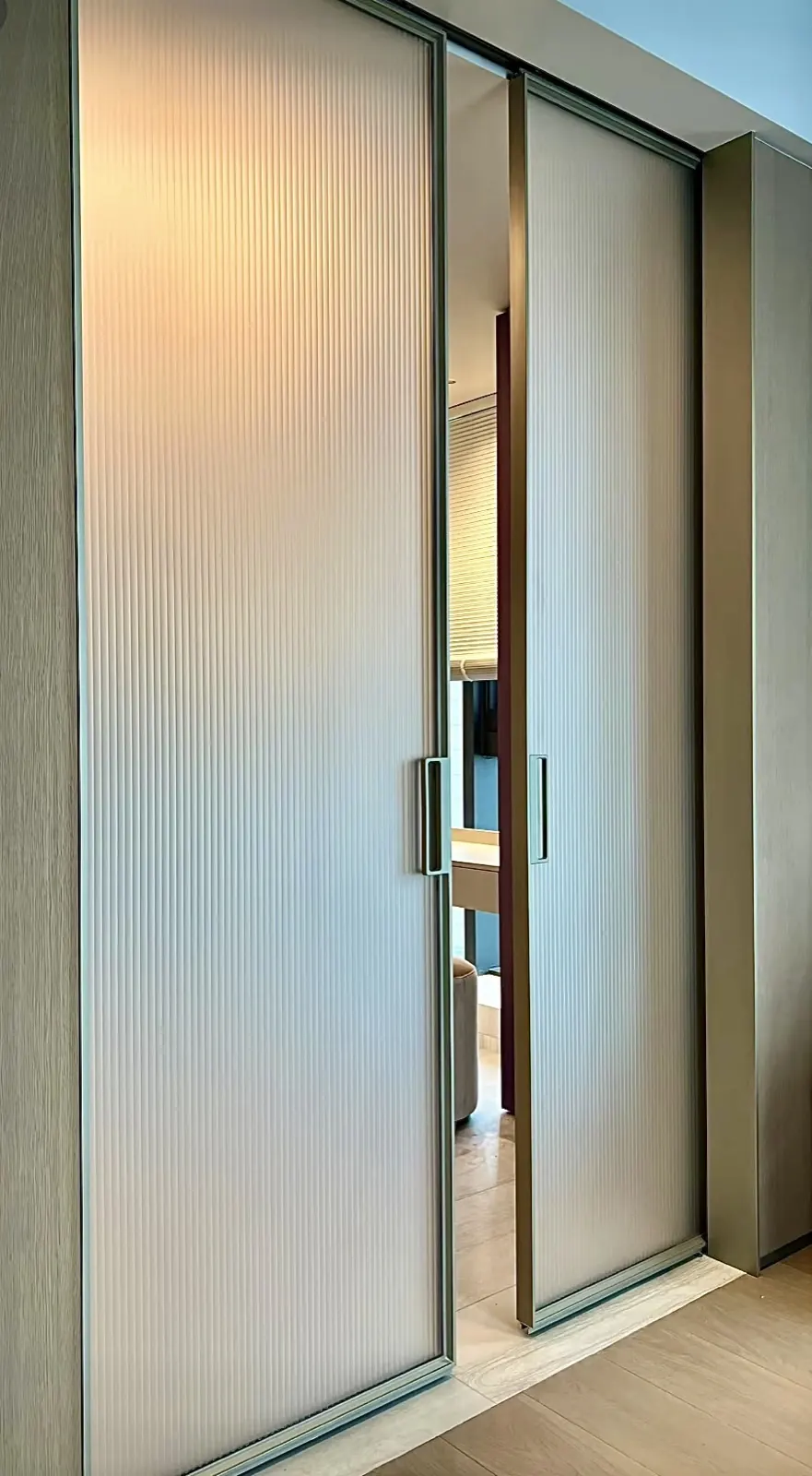 Featured installation: opposite sliding