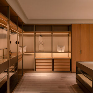 CLOSET SYSTEMS